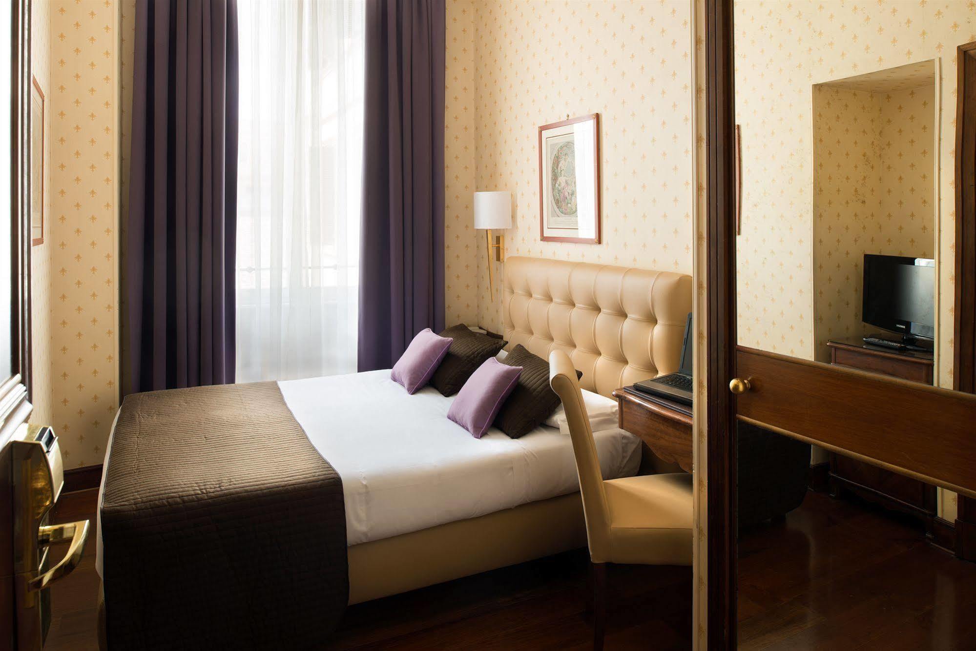 Hotel Imperiale Roma Esterno foto